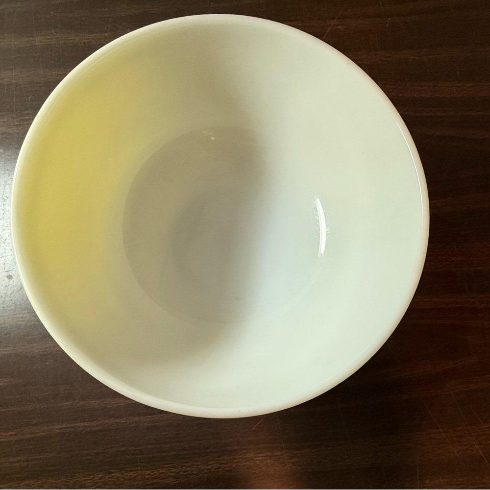 (2) Vintage Pyrex 404 Bright Yellow Nesting Mixing Bowl 4 Qt  10" - Picture 2 of 7